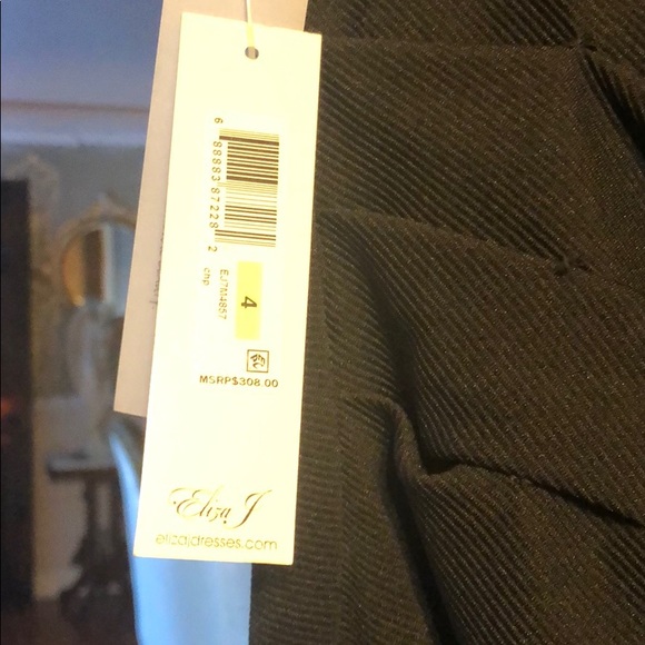 Formal Dress - Picture 8 of 8